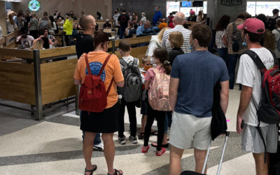 Why Airport Travelers Are Hungry for Food Lockers