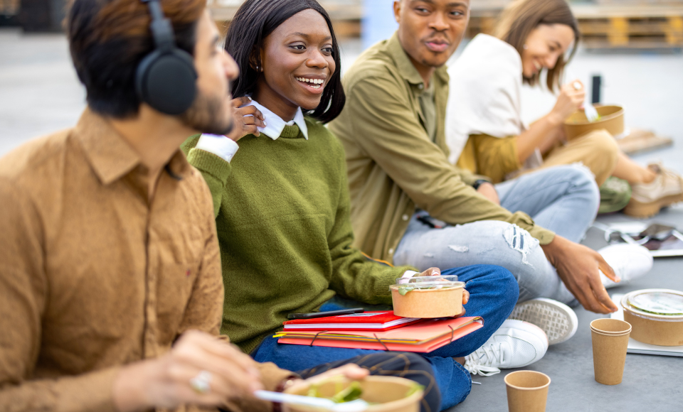 college students eating outside