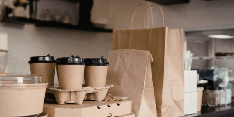 orders piled on cafe counter due to long dwell times